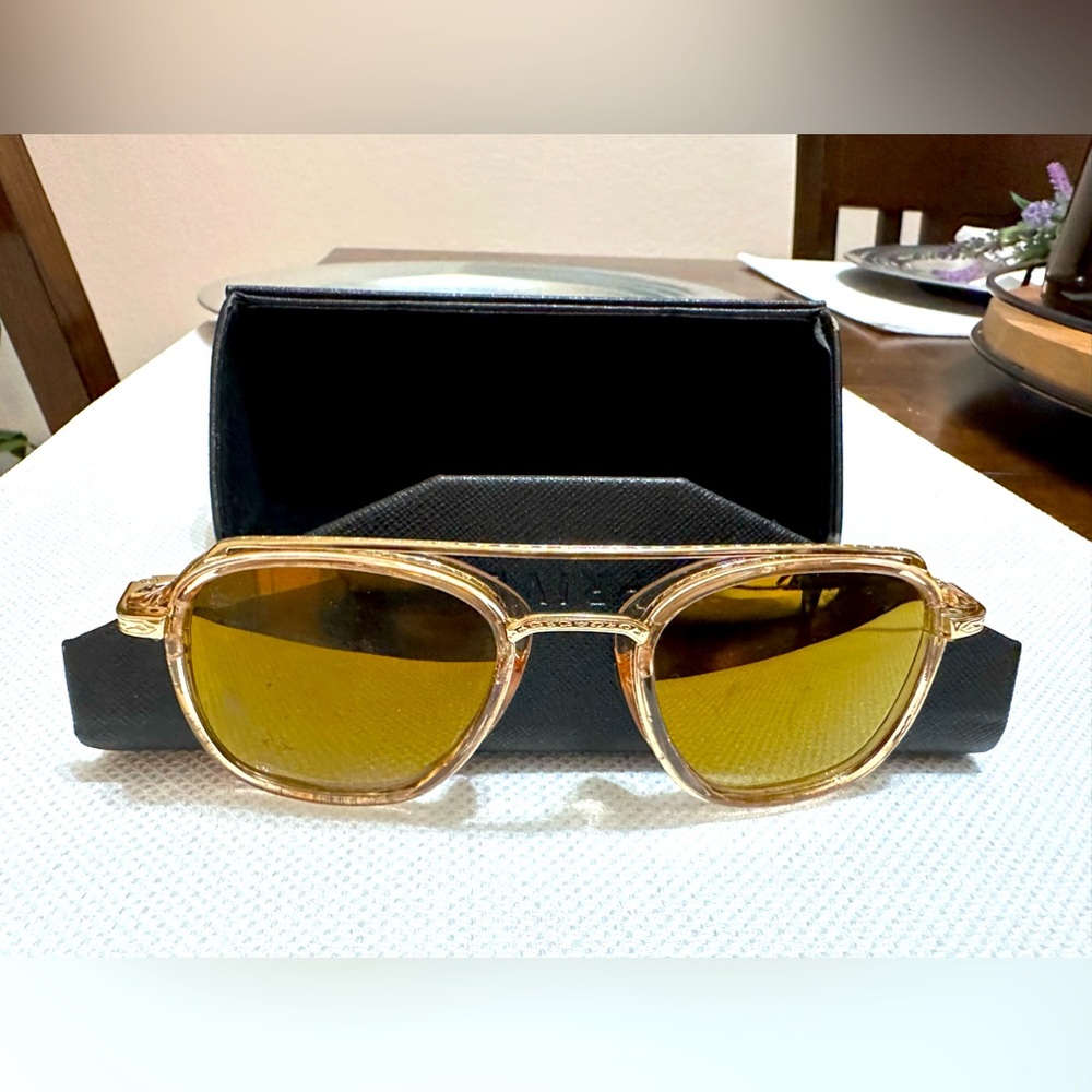 PRIVÉ REVAUX "The Jetsetter"